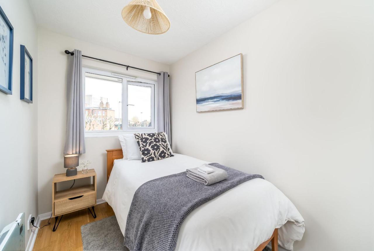 Homely And Stylish Bermondsey Apartment With Parking London Eksteriør bilde